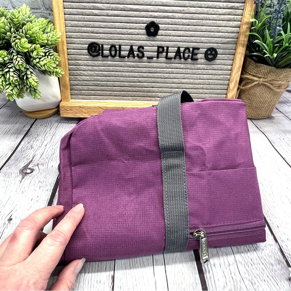 🔥FINAL PRICE🔥TRAVEL/GYM BAG Lightweight-folds small Narwey-EUC - Picture 5 of 16